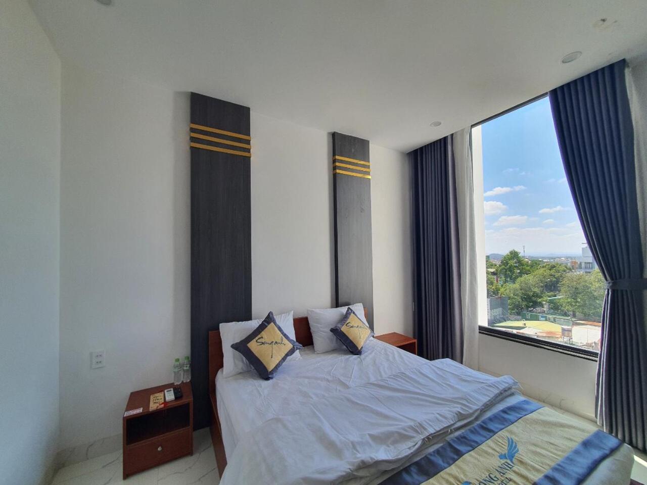 Song Anh Hotel Buon Ma Thuot Exterior photo